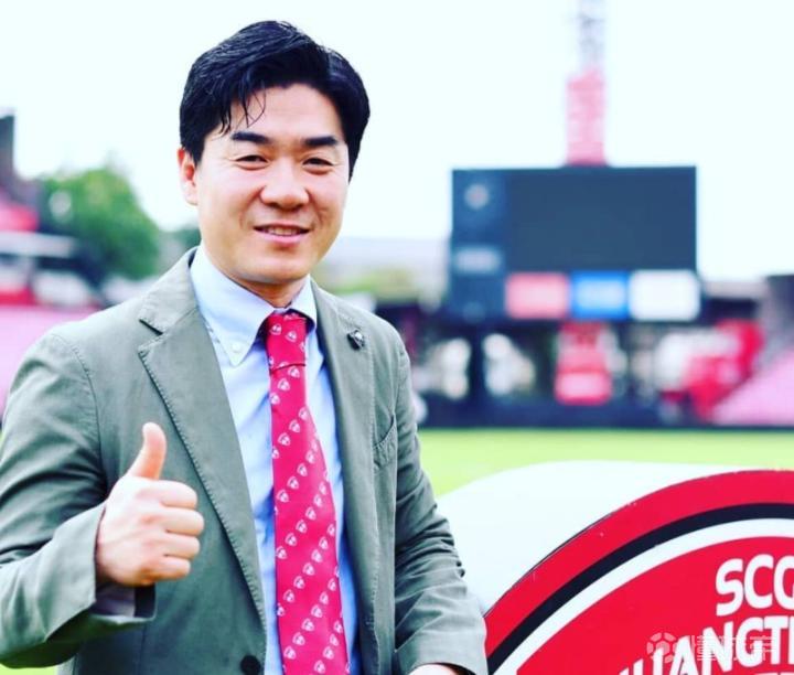 蒙通联_(蒙通联足球俱乐部)