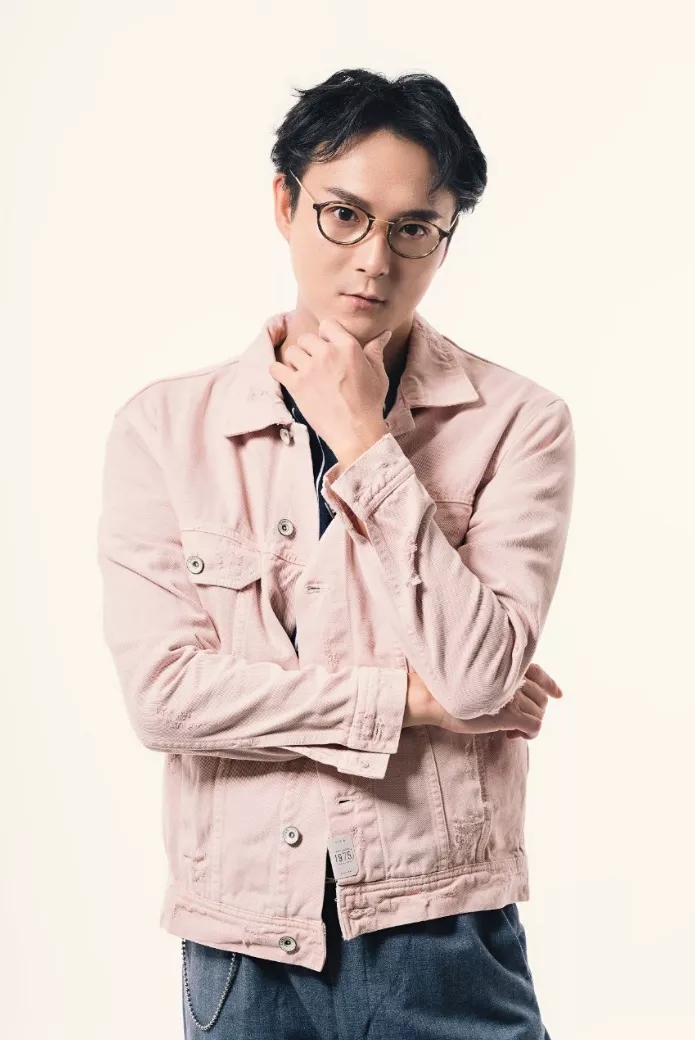 直播的男人是什么性格_(一个爱直播的男人)