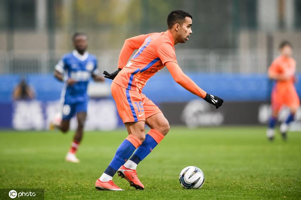 塞萨尔德尔加多_(塞萨尔 德尔加多)