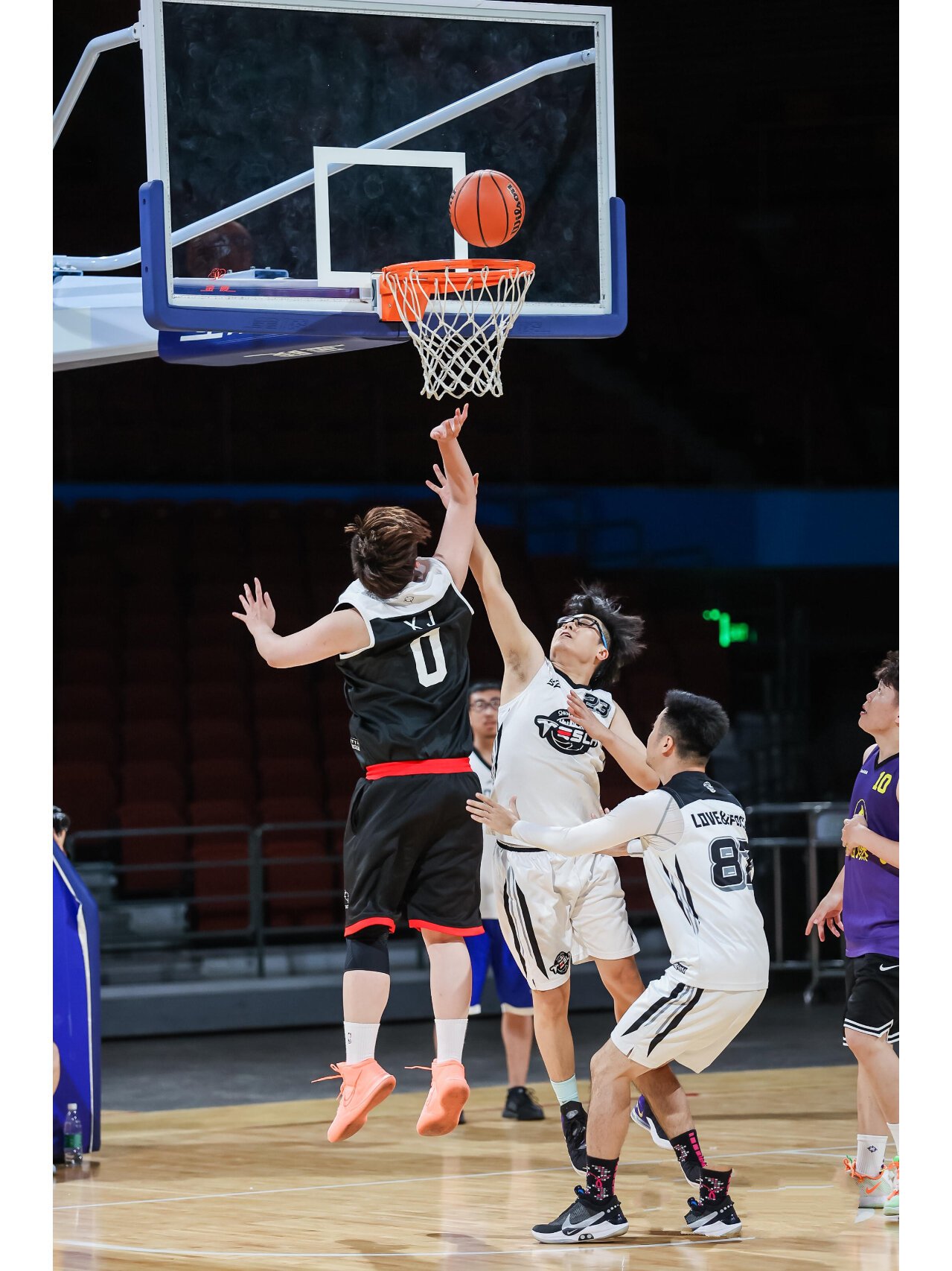 篮球直播现场直播_(女篮直播今天现场直播)