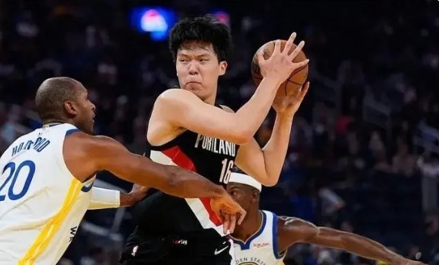 关于朱芳雨谈杨瀚森下放G联赛开拓者以锻炼其为目的的信息 关于朱芳雨谈杨瀚森下放G联赛开拓者以锻炼其为目的的信息