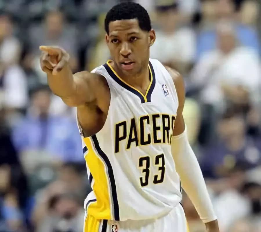 比尔遭遇髋部骨折将手术赛季已报销 比尔遭遇髋部骨折将手术赛季已报销