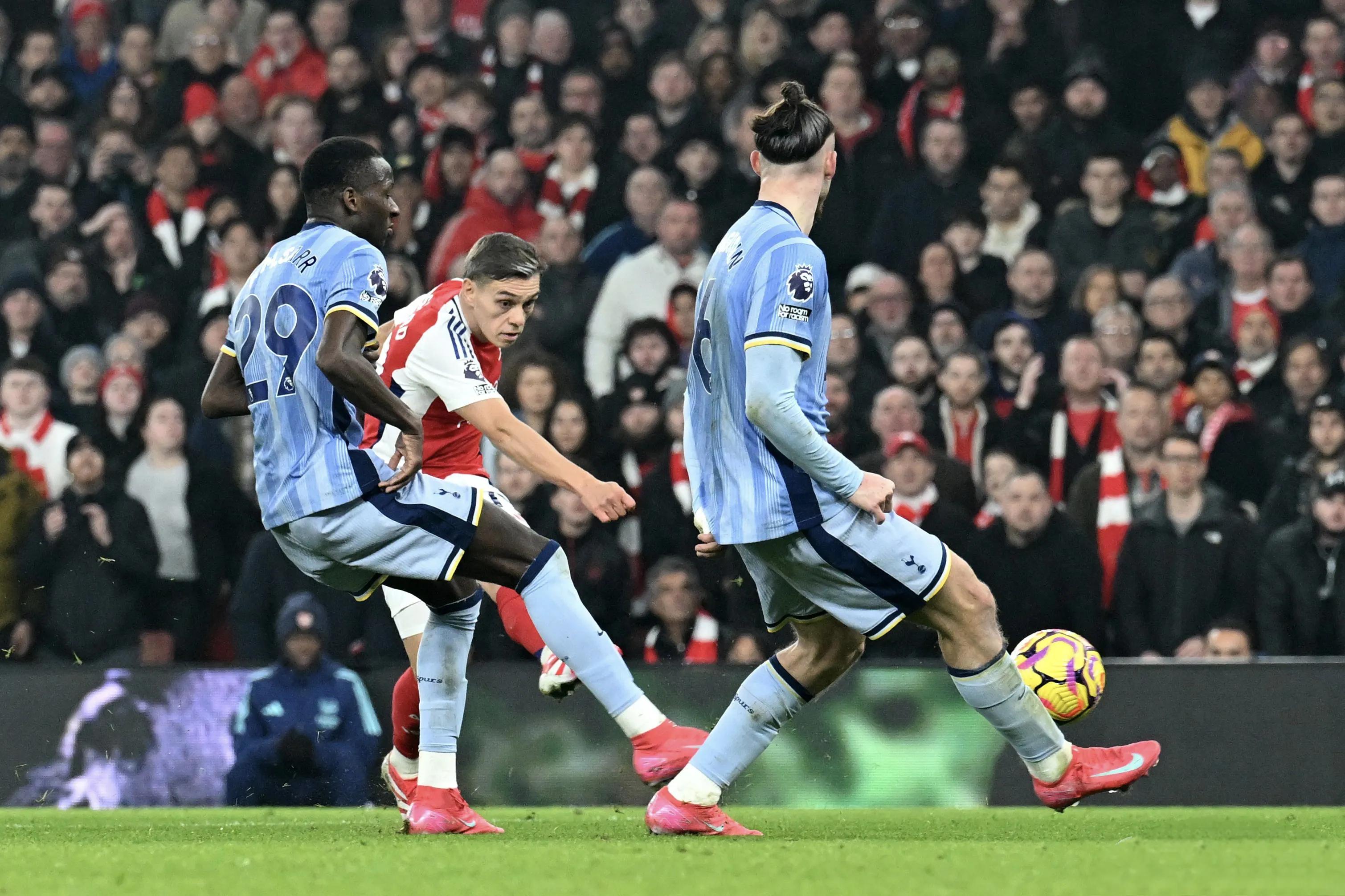 关于英超热刺0-1伯恩茅斯遭遇首败埃万尼尔松破门制胜的信息