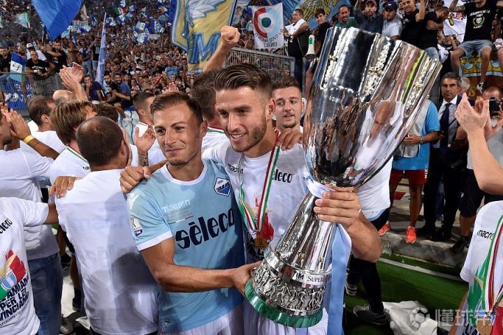 曝那不勒斯接近签下比克马阿尔克马尔将获得转会分成的简单介绍