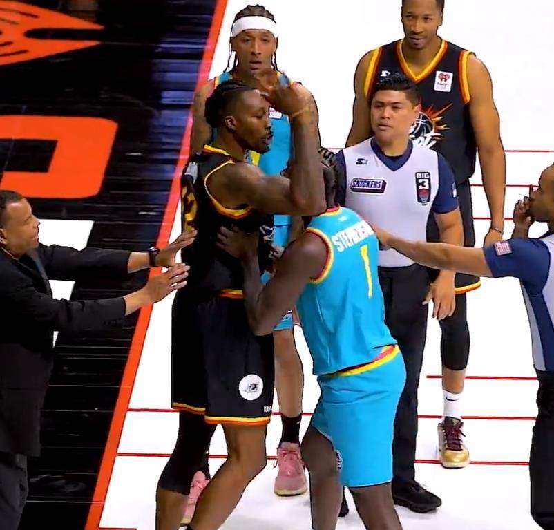 NCAA:杜克大学VS霍华德大学的简单介绍