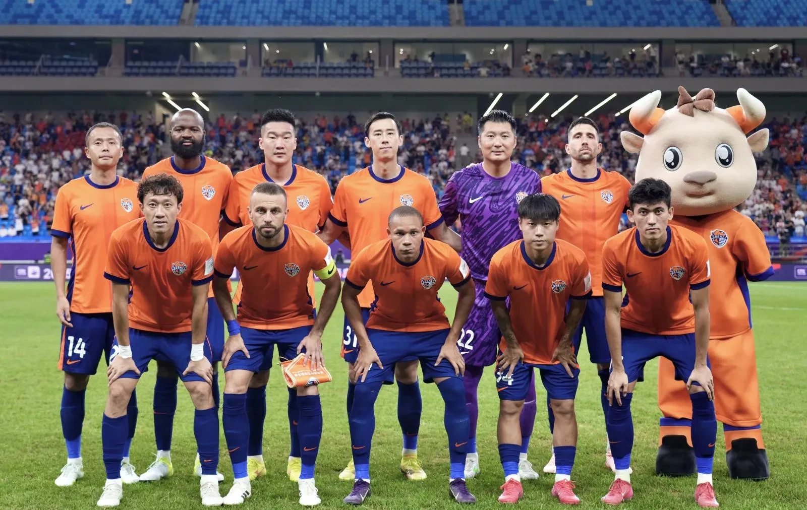 申花7月12日与青岛海牛进行热身赛全队已于昨日重新集结的简单介绍