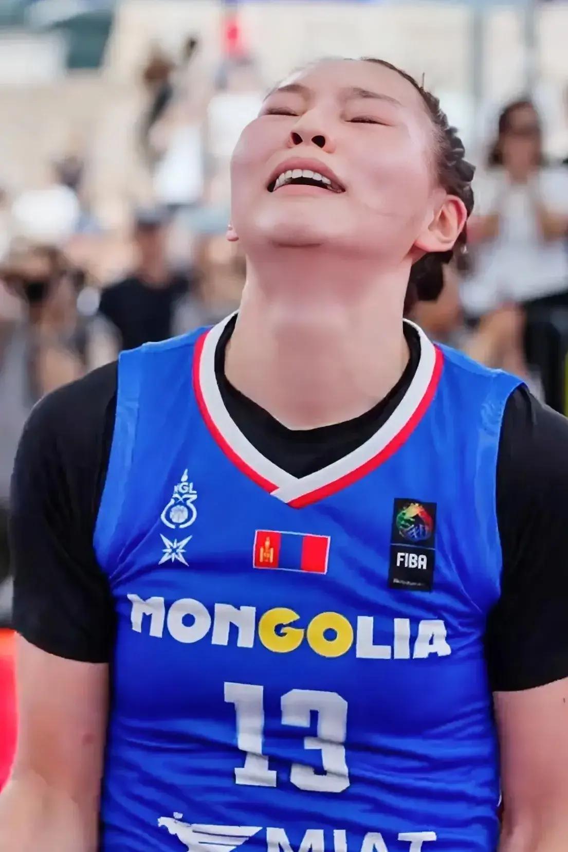 俄女超:SBSK萨马拉女篮VS内夫特亚尼克女篮的简单介绍