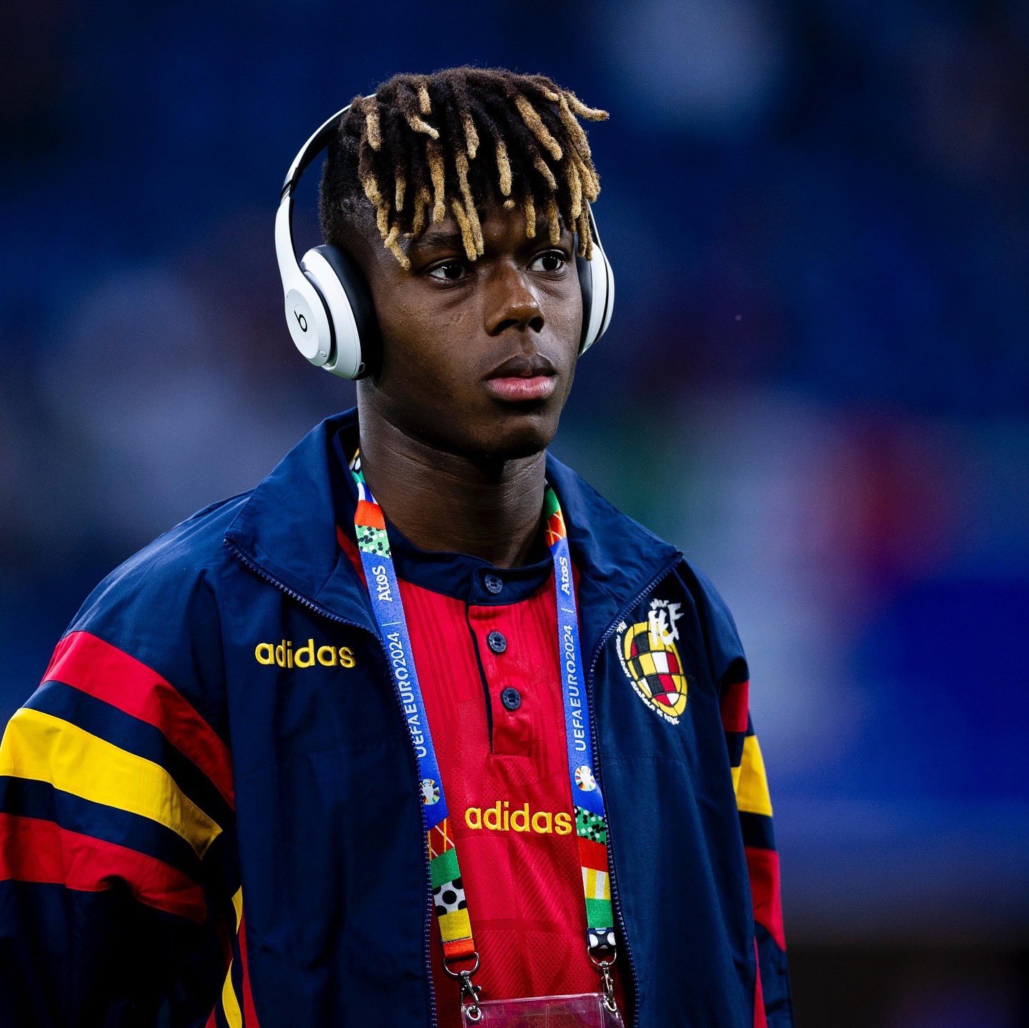 尼科-威廉姆斯极度渴望效力巴萨他愿意冒险注册危机加盟的简单介绍