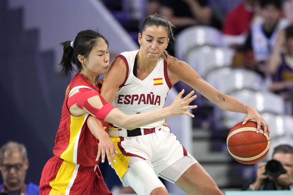 欧女杯:萨尔路易斯女篮VS里加女篮的简单介绍