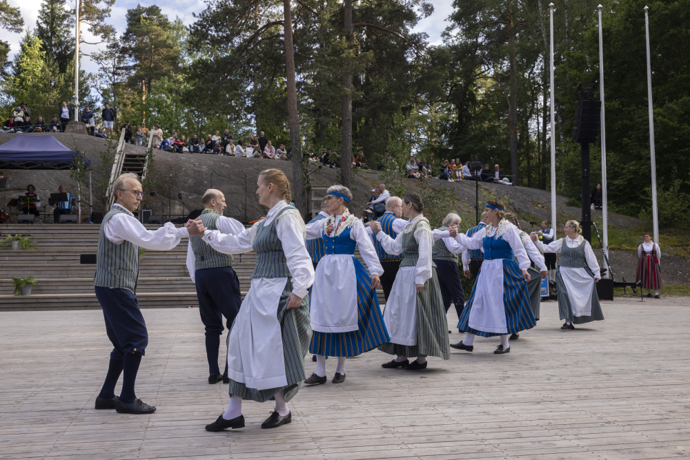 包含芬兰甲:赫尔辛基海鸥VS考哈约恩的词条