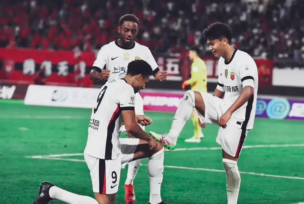 媒体:海港给自己“上难度”客场平津门虎的简单介绍 媒体:海港给自己“上难度”客场平津门虎的简单介绍