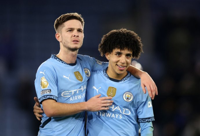 诺丁汉森林有意道格拉斯路易斯球员已经与球队达成一致的简单介绍