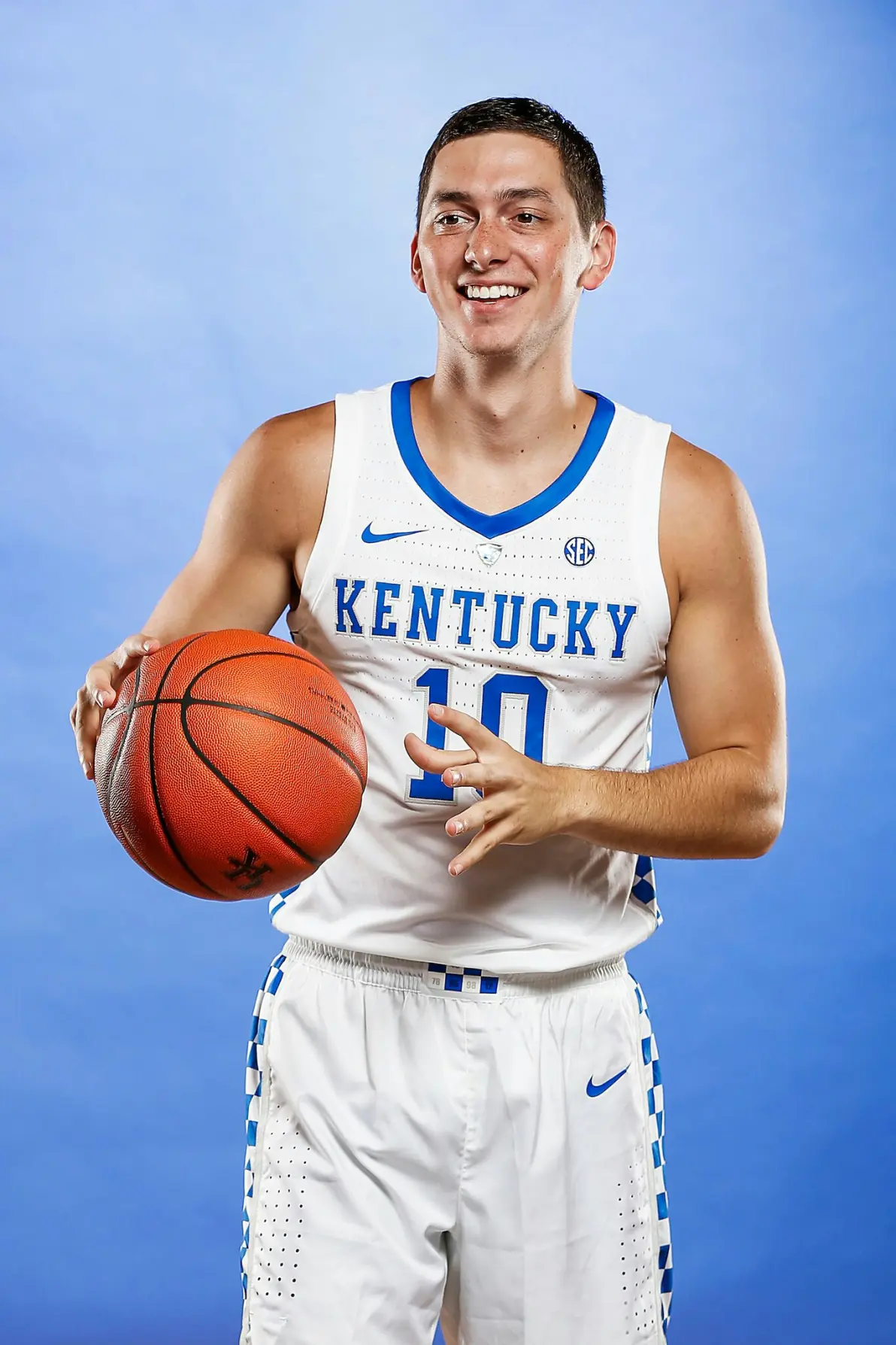 NCAA:肯塔基大学VS田纳西理工大学的简单介绍 NCAA:肯塔基大学VS田纳西理工大学的简单介绍