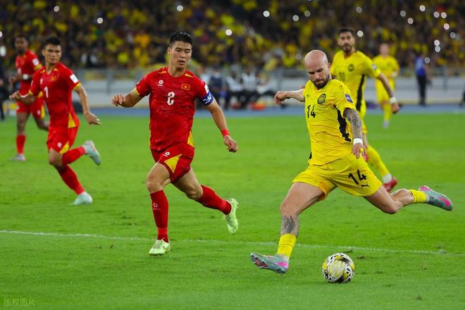 包含韩国归化卡斯特罗普已获得国际足联批准的词条