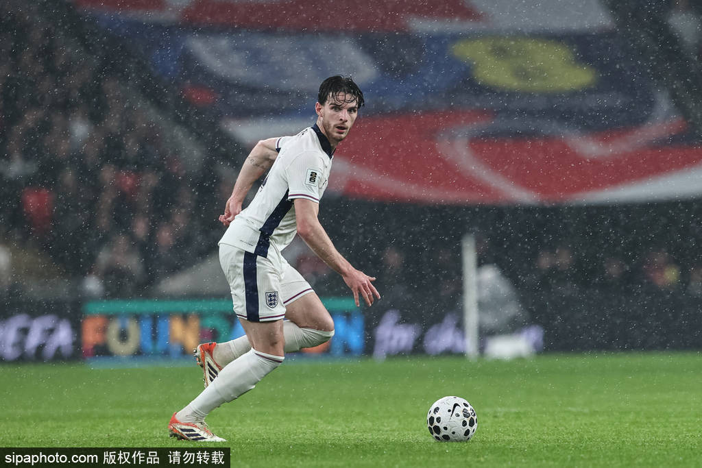 包含英格兰世预赛7轮0失球即将创造历史纪录的词条