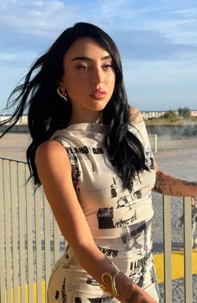 关于曝亚马尔度假时与模特过夜刚刚输掉国家德比的信息