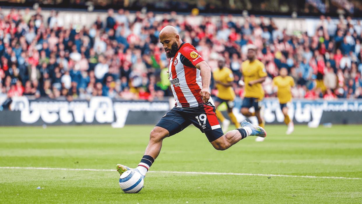 热刺退出姆贝乌莫竞争球员预计加盟曼联