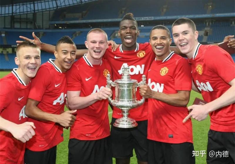 包含尤文图斯官宣买断卡卢卢转会费分三年支付的词条 包含尤文图斯官宣买断卡卢卢转会费分三年支付的词条