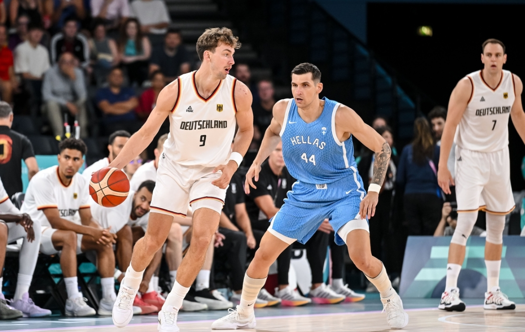 希腊男篮将对阵立陶宛男篮字母哥场均30分9.8板的简单介绍