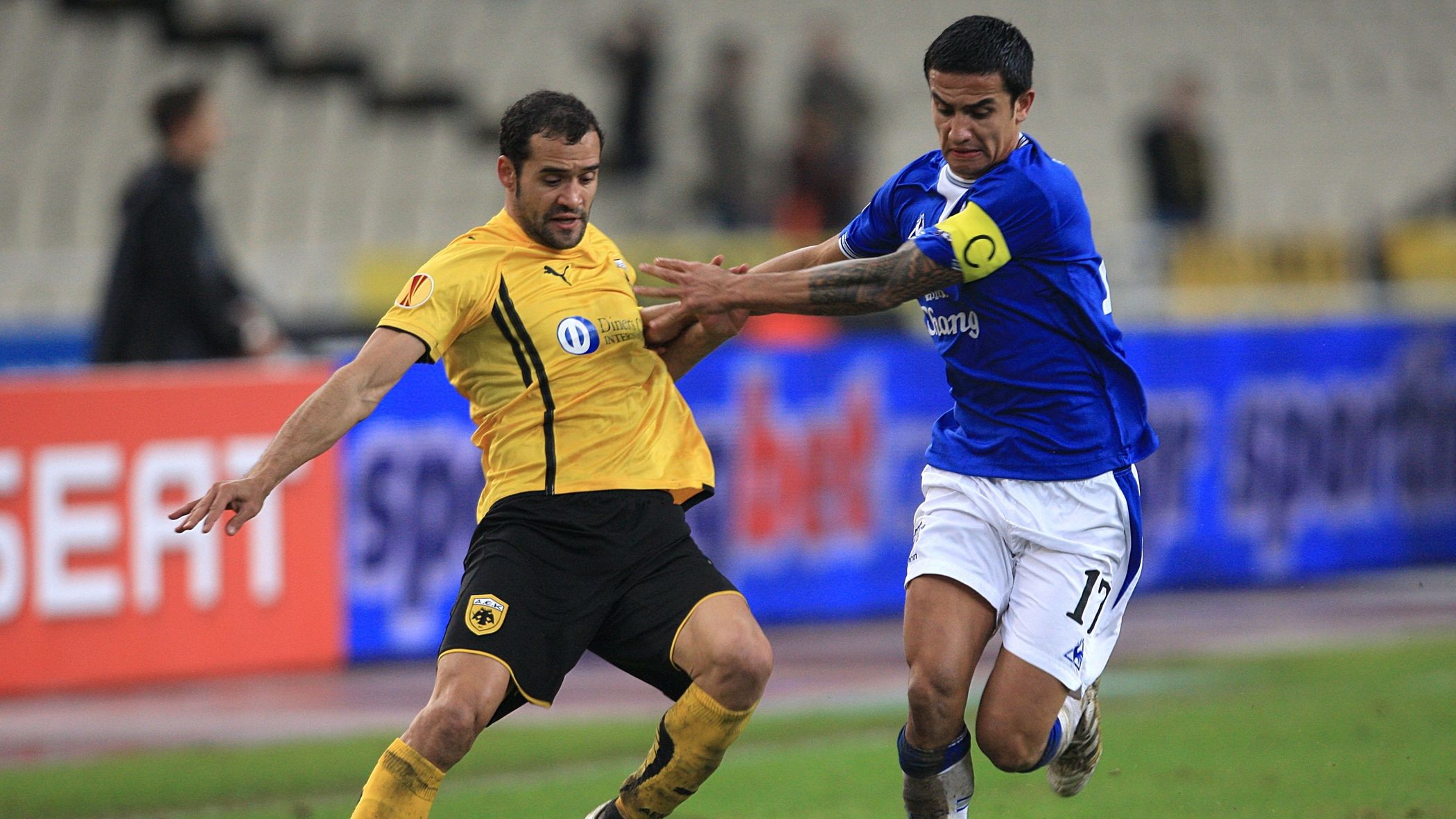 包含希腊超：AEK雅典VS阿瑞斯的词条