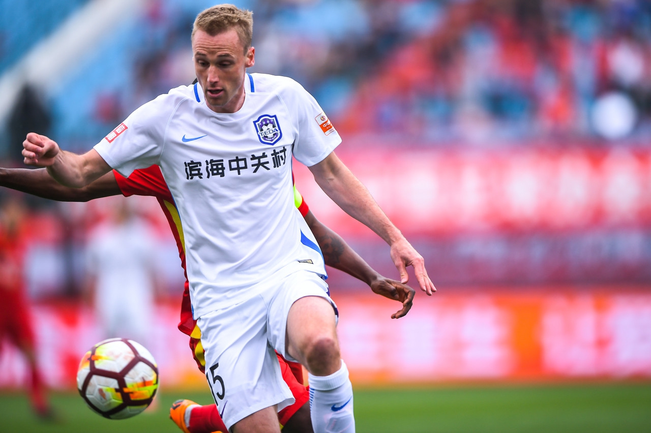 贝西克塔斯完成引进恩迪迪交易蓝狐中场将来到土超联赛的简单介绍