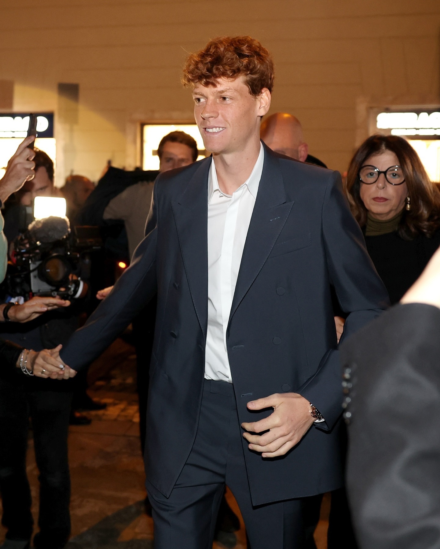 包含意丁E组：特里斯蒂那VS塔拉努瓦特拉亚纳的词条