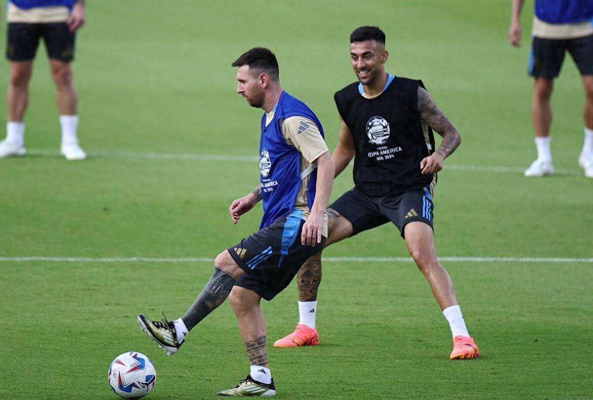 包含曝劳塔罗竞争阿根廷锋线首发对阵哥伦比亚的词条 包含曝劳塔罗竞争阿根廷锋线首发对阵哥伦比亚的词条