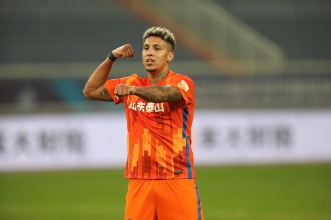 克雷桑当选中超第22轮最佳球员本赛季第三次获奖的简单介绍 克雷桑当选中超第22轮最佳球员本赛季第三次获奖的简单介绍