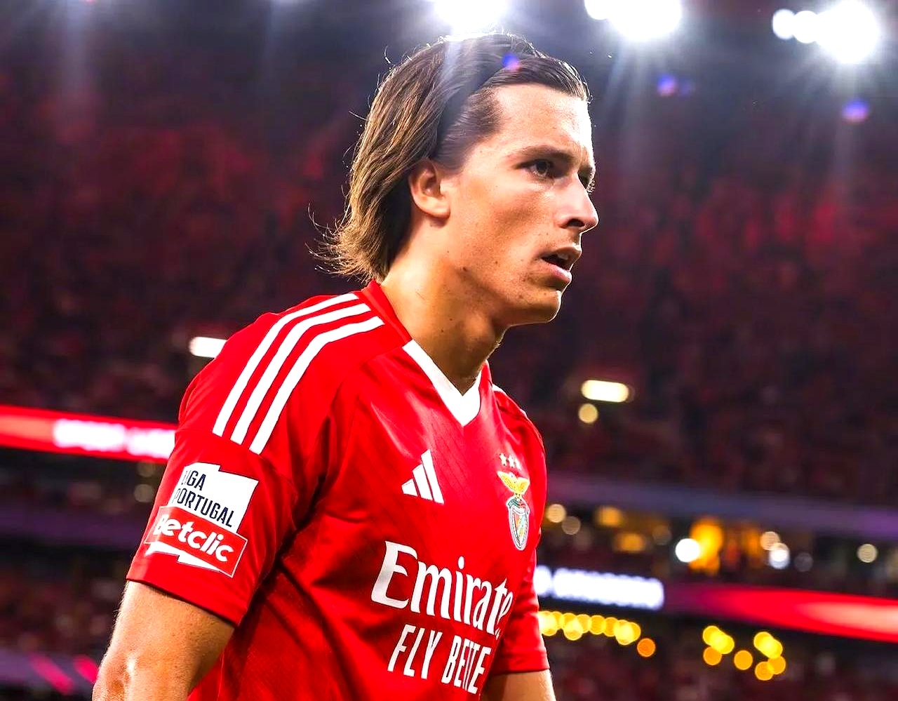 包含曝小基耶萨考虑转会贝蒂斯球员或离开利物浦的词条