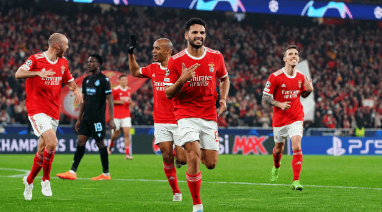 包含欧冠斯肯迪亚0-1卡拉巴赫卡拉巴赫客场取胜的词条