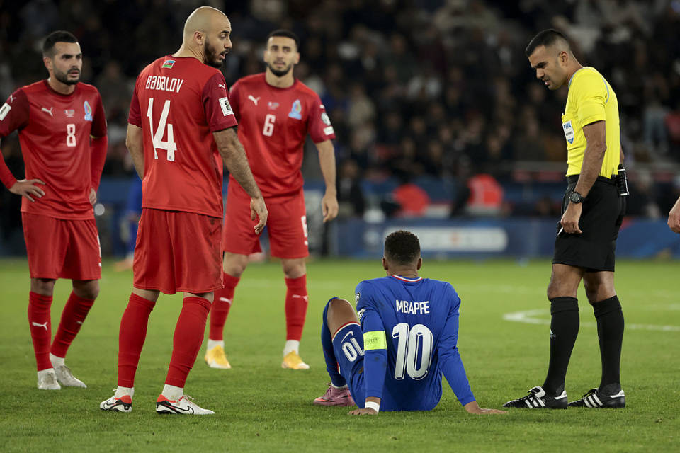 包含多队关注皇马小将穆尼奥斯包括西甲球队海外球队的词条 包含多队关注皇马小将穆尼奥斯包括西甲球队海外球队的词条