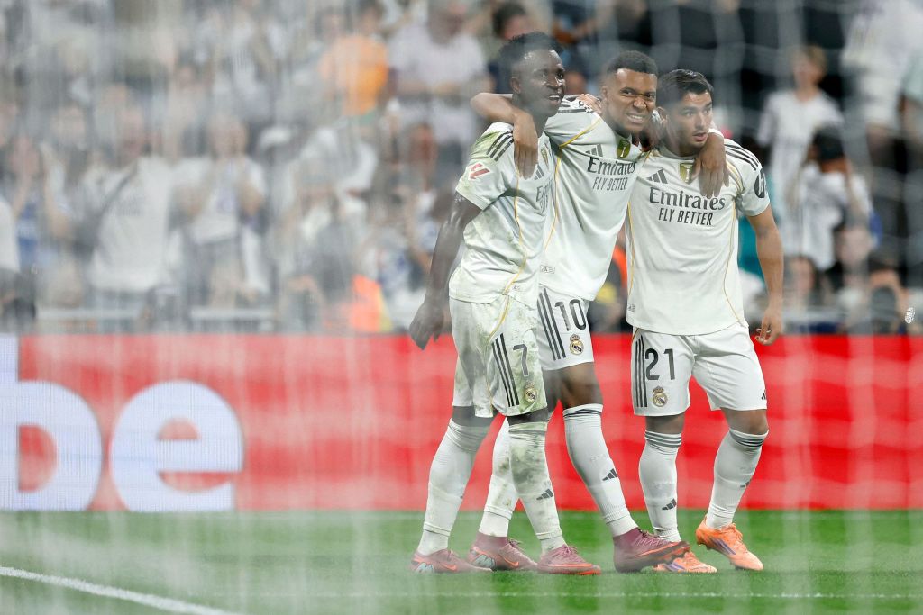 包含皇马联赛共得到85个点球姆巴佩操刀主罚帮助球队取胜的词条