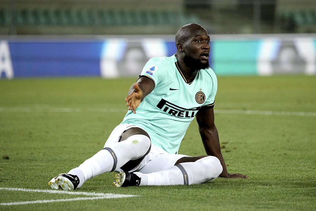 关于卢卡库接近伤愈复出目前正在进行康复训练的信息