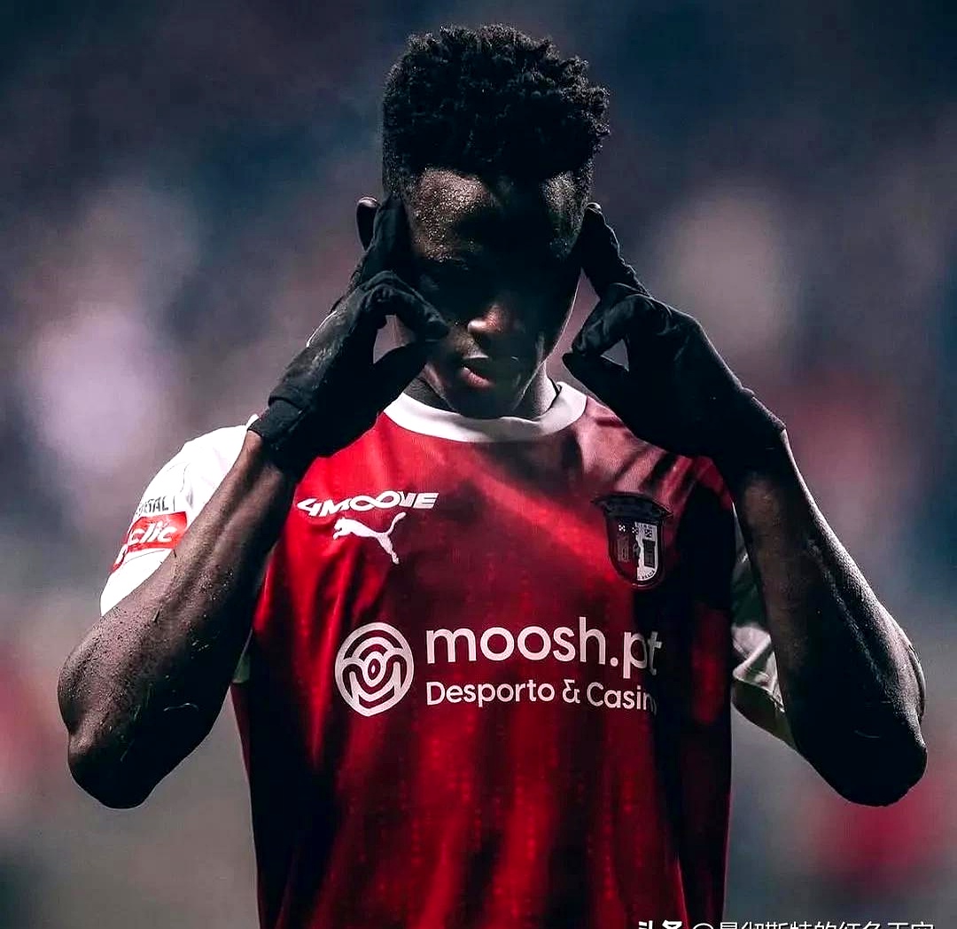 包含大马丁是曼联第一目标曼联门将位置可能迎来调整的词条 包含大马丁是曼联第一目标曼联门将位置可能迎来调整的词条