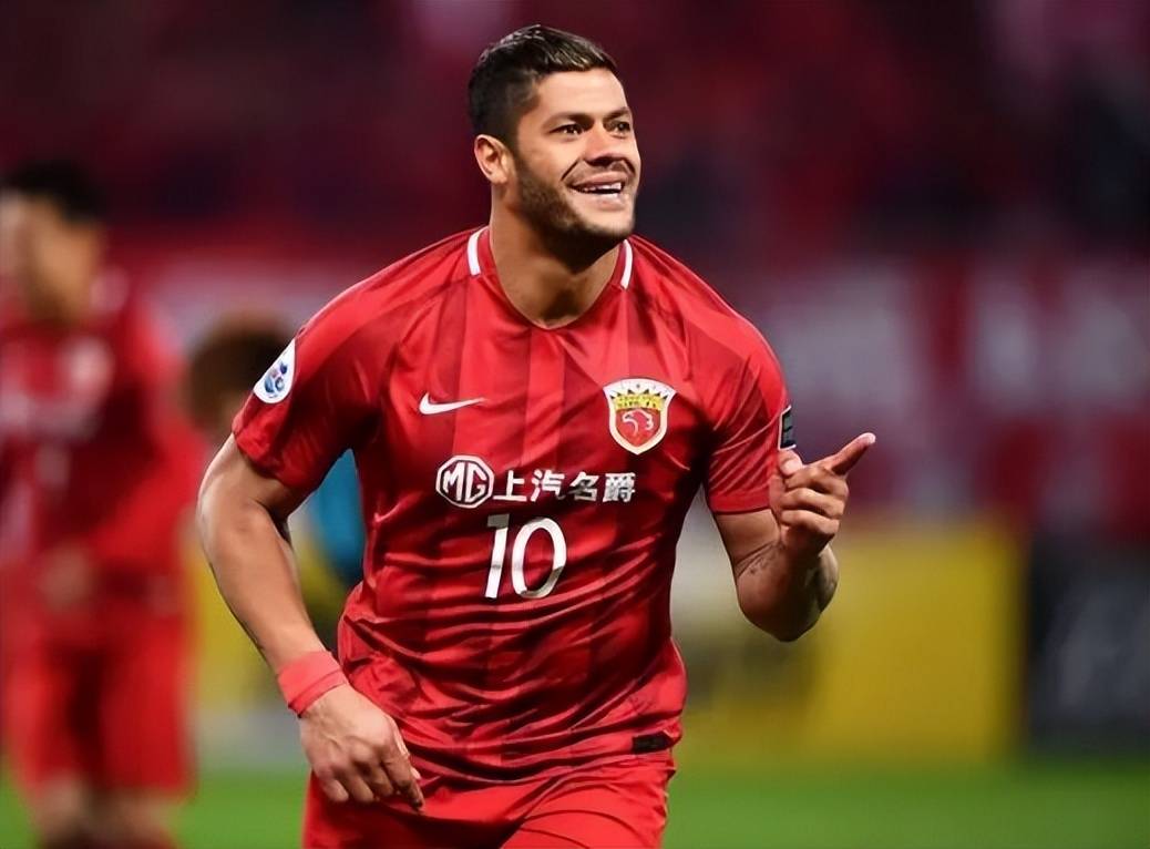 上海申花球迷呼吁换外援米内罗伤缺4个月的简单介绍