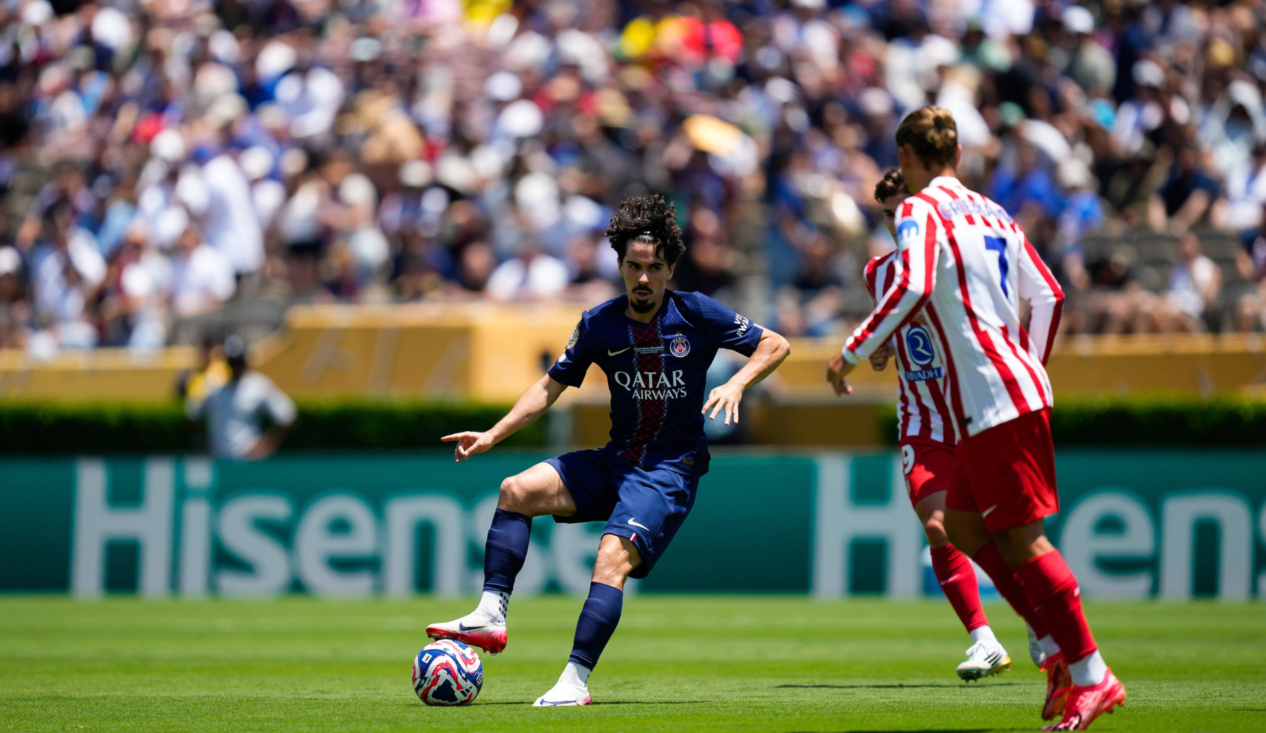 包含曼联与沙特联赛球队关注法比安鲁伊斯大巴黎更希望留住球员的词条 包含曼联与沙特联赛球队关注法比安鲁伊斯大巴黎更希望留住球员的词条