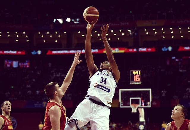 塞尔维亚男篮将战芬兰男篮约基奇带队冲击八强的简单介绍 第2张 塞尔维亚男篮将战芬兰男篮约基奇带队冲击八强的简单介绍 第2张