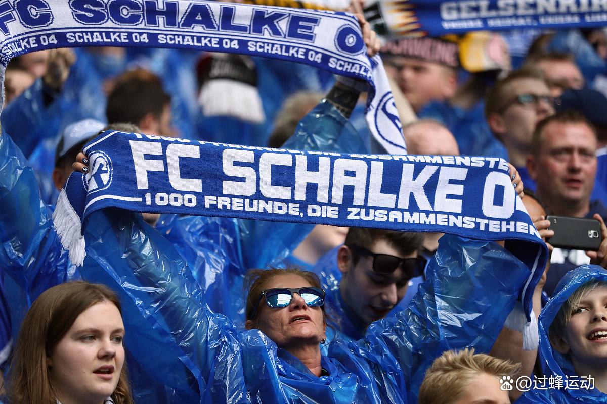 包含曝瓦尔迪渴望加盟凯尔特人今夏成为自由球员的词条