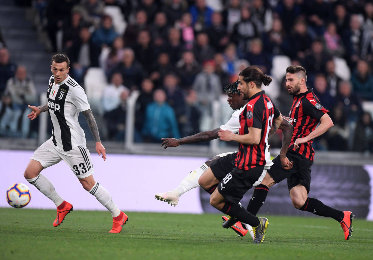 包含意甲帕尔马vsAC米兰比分预测红黑登顶在望的词条