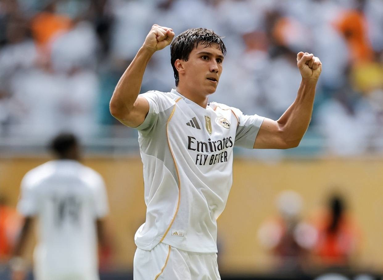 罗德里戈专注于皇马枪手在等待球员决定的简单介绍  第2张