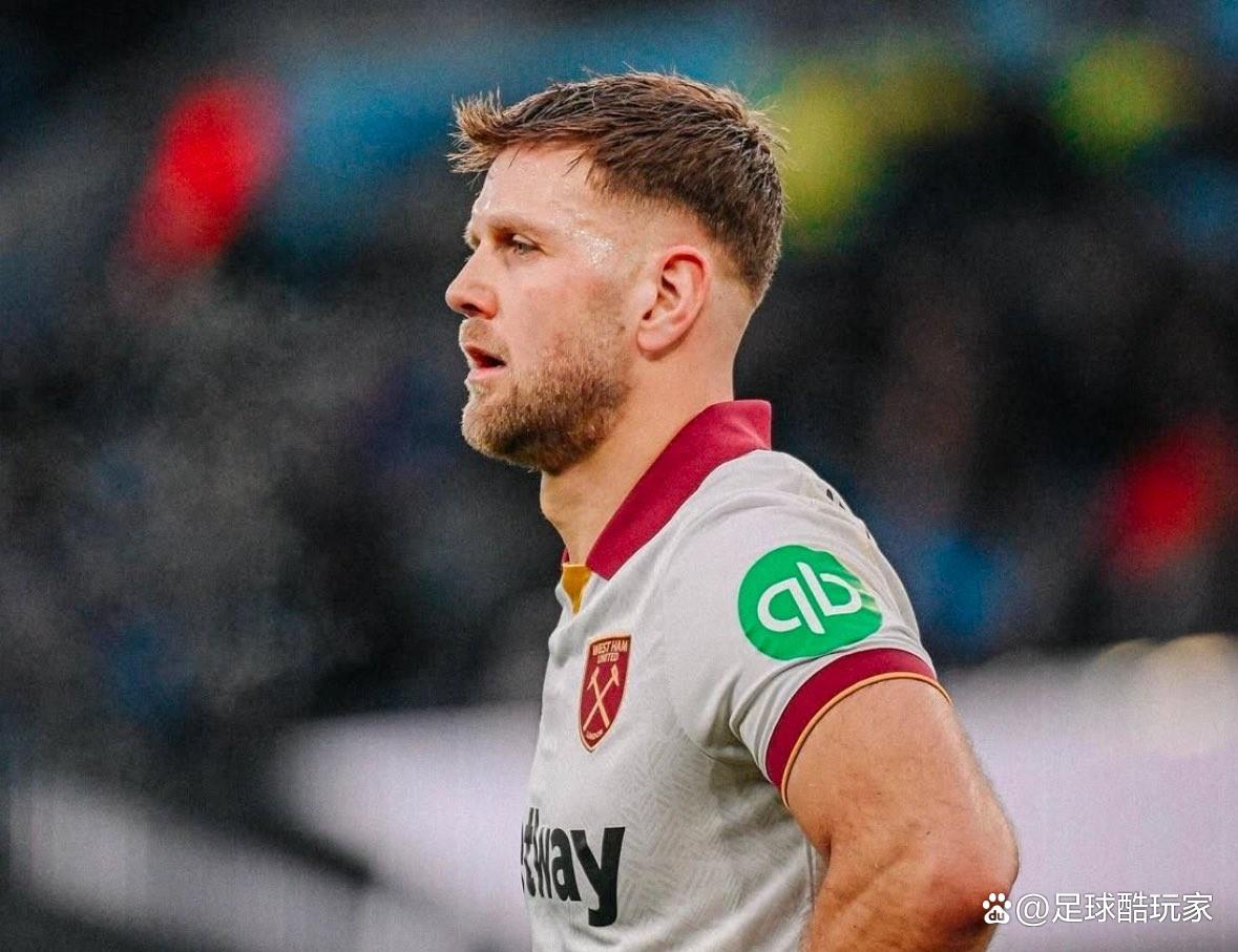 关于里昂冬窗寻求租借恩德里克并已经开始进行谈判的信息