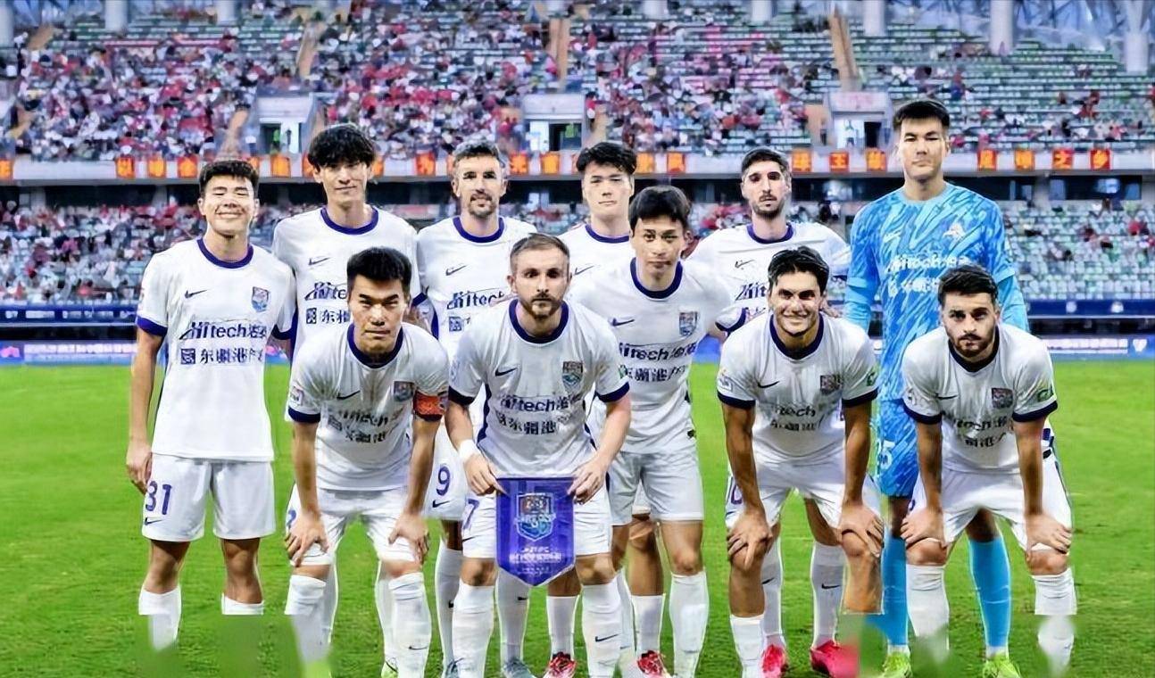 中超天津津门虎2-1成都蓉城韦世豪破门+染红王秋明、阿代米建功的简单介绍