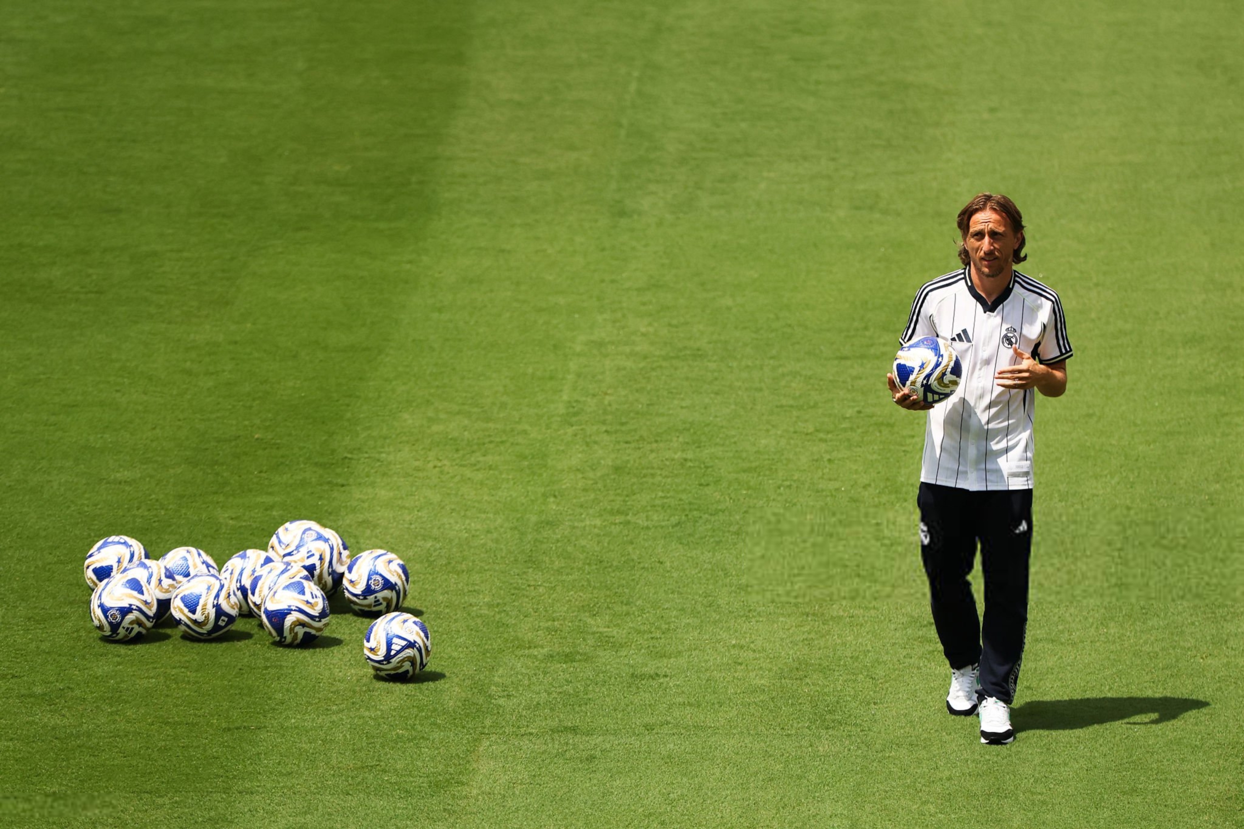 包含莫德里奇跟随皇马踢完世俱杯再转会尊重老东家“最后一舞”的词条 第2张 包含莫德里奇跟随皇马踢完世俱杯再转会尊重老东家“最后一舞”的词条 第2张