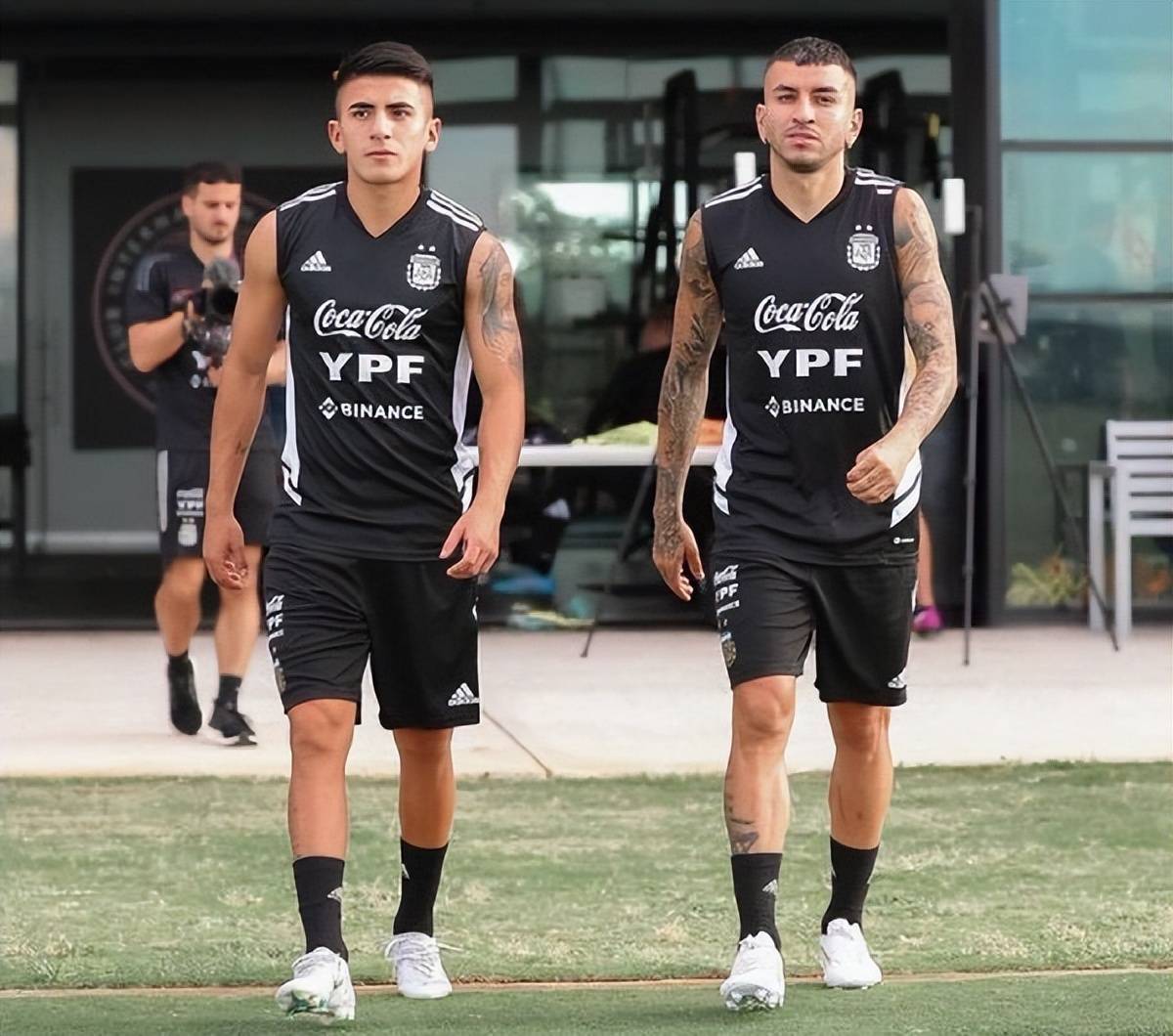 阿根廷找到梅西僚机阿尔马达获得赏识的简单介绍  第2张