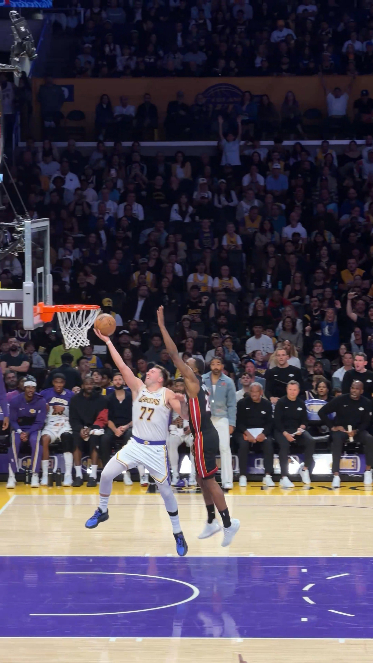 包含斯洛文尼亚男篮将战意大利男篮东契奇能否继续出色表现？的词条